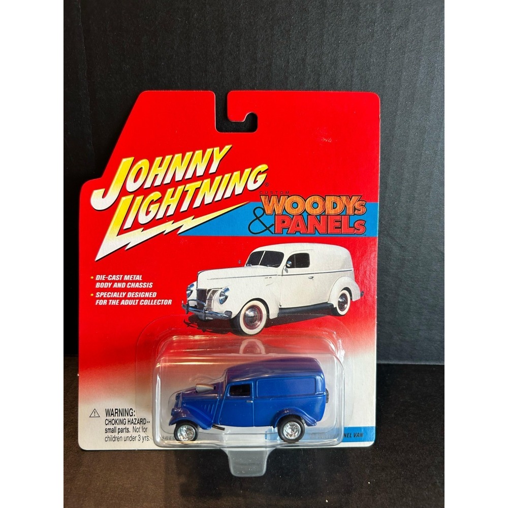 Johnny Lightning Woody's Panels '33 Willys Panel Van 1:64 Blue Diecast